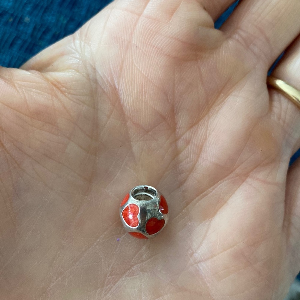 Pandora Heart Bead
